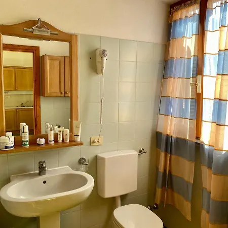Terme Isola D'elba Srl アパートホテル