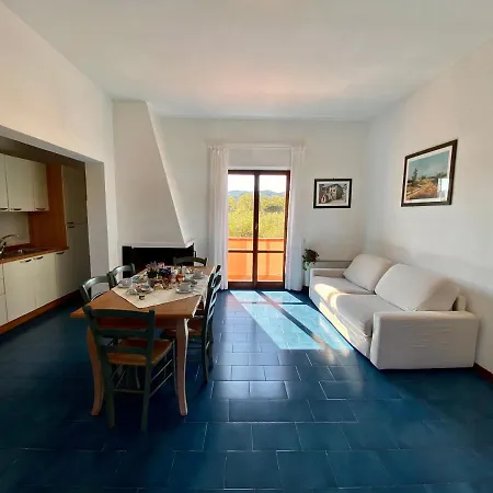 Terme Isola D'elba Srl 3* פורטופראיו