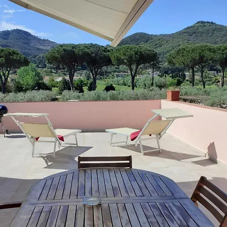 Terme Isola D'elba Srl 公寓式酒店 3*