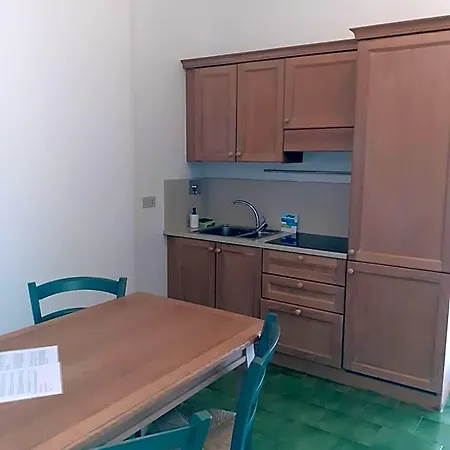 Terme Isola D'elba Srl פורטופראיו