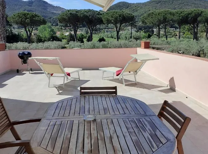 Terme Isola D'elba Srl 公寓式酒店 *